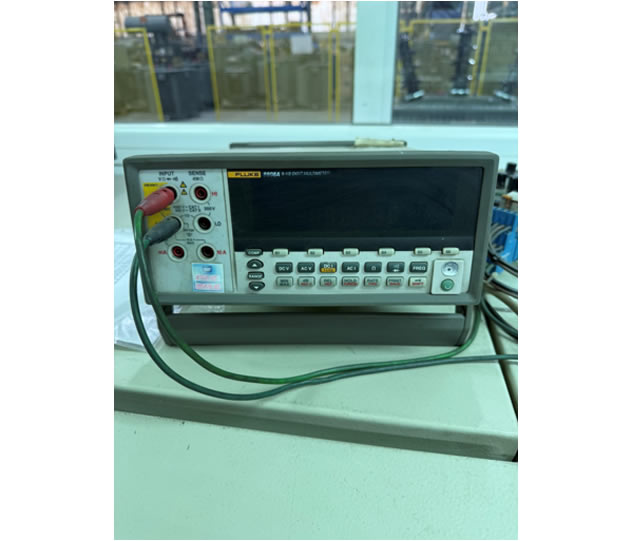 Fluke 8808A instrument Image